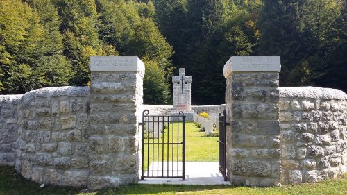 Cimitero inglese di Granezza